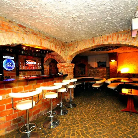 & Restaurant - Jastrzebia Gora Отель 3*